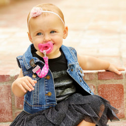 CLIP SUJETA CHUPETES FASHION ROSA